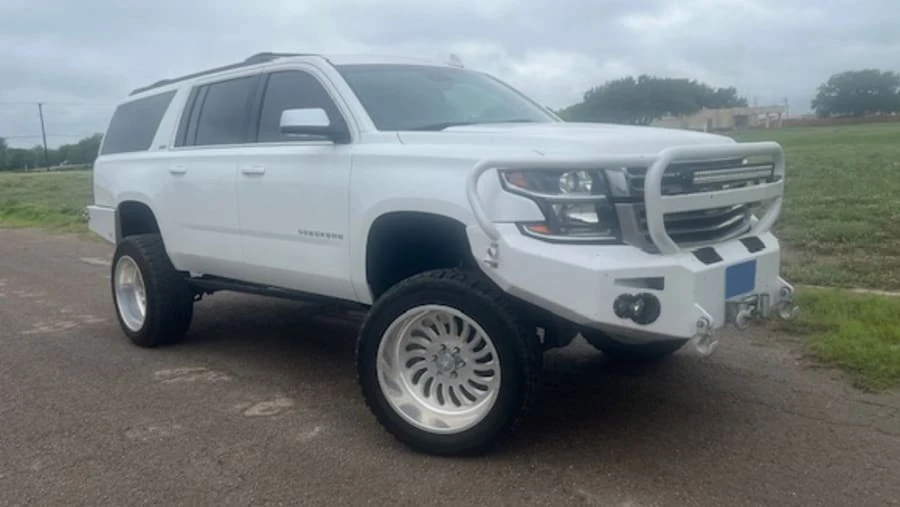 2018 Chevrolet Suburban 11th Gen - Image 15 of 15