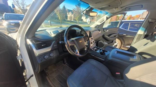 2018 Chevrolet Suburban 12th Gen - Image 2 of 8