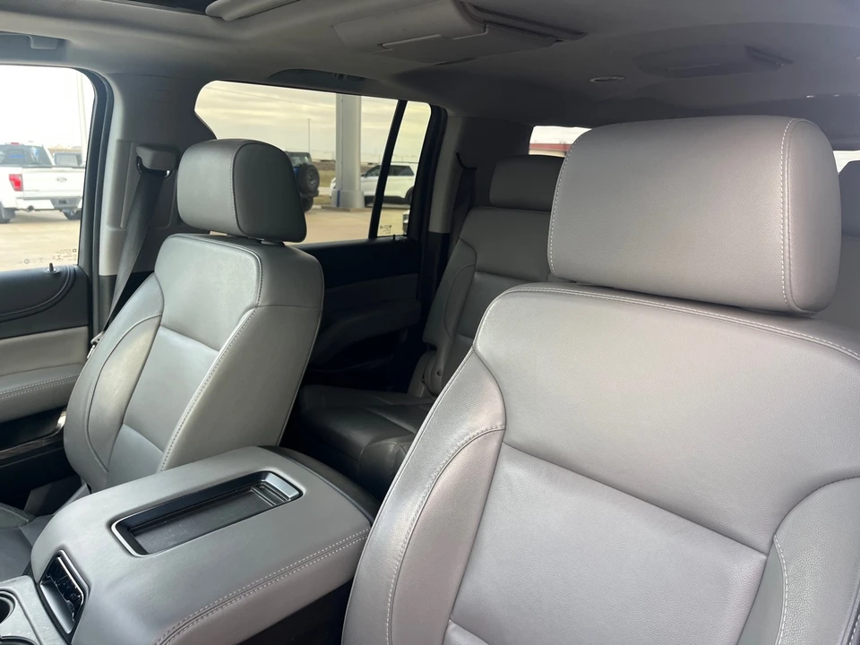 2018 Chevrolet Suburban 10th Gen - Image 12 of 12