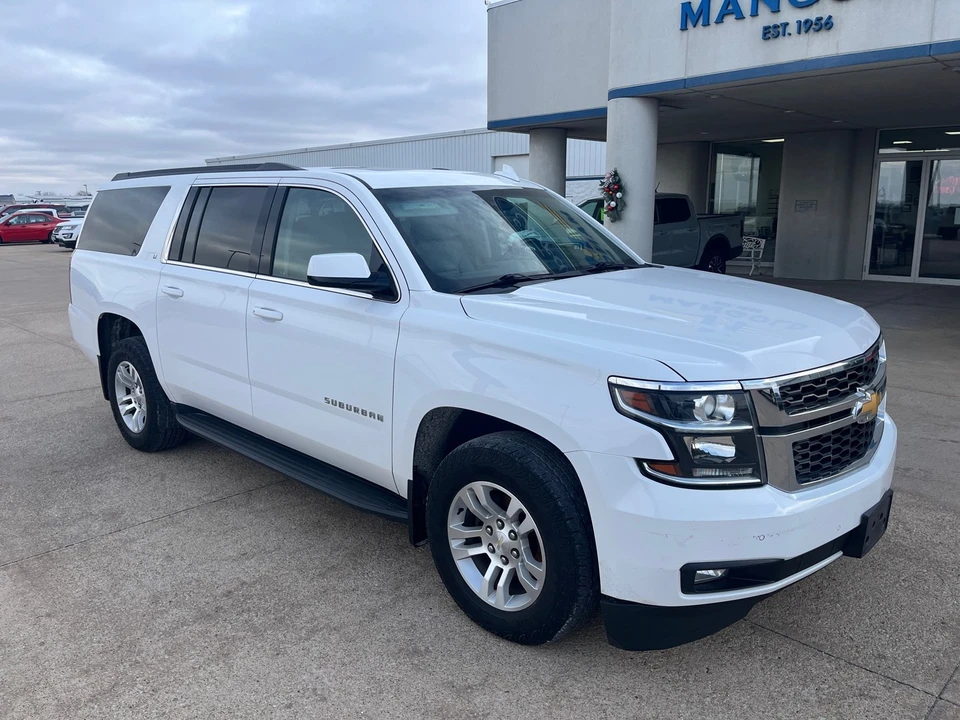 2018 Chevrolet Suburban 10th Gen - Image 2 of 12