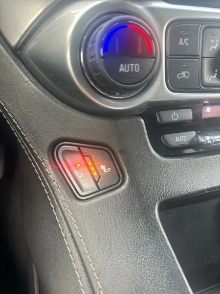 2018 Chevrolet Suburban 11th Gen - Image 12 of 12