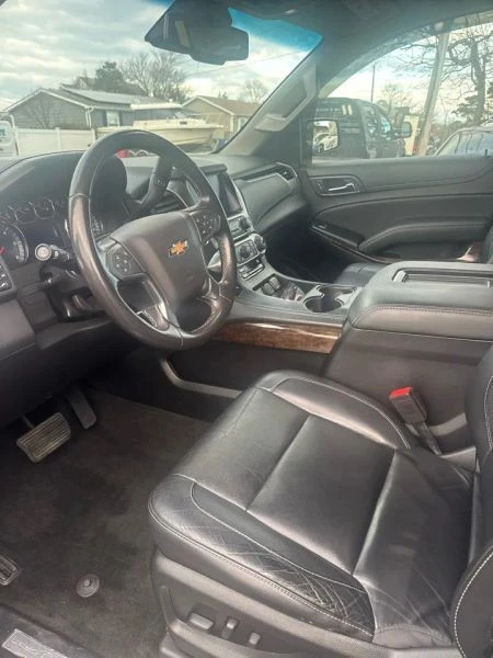 2018 Chevrolet Suburban 11th Gen - Image 9 of 12