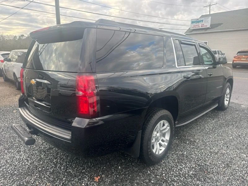 2018 Chevrolet Suburban 11th Gen - Image 5 of 12