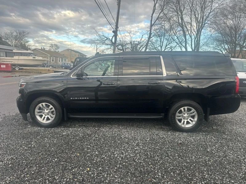 2018 Chevrolet Suburban 11th Gen - Image 2 of 12