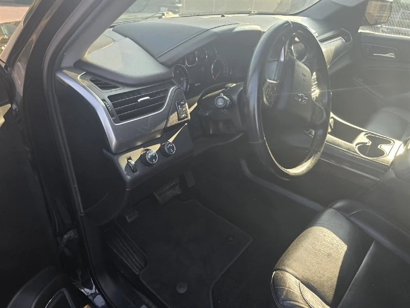 2018 Chevrolet Suburban 12th Gen - Image 19 of 21