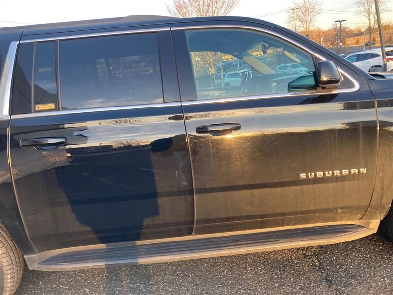 2018 Chevrolet Suburban 12th Gen - Image 6 of 21