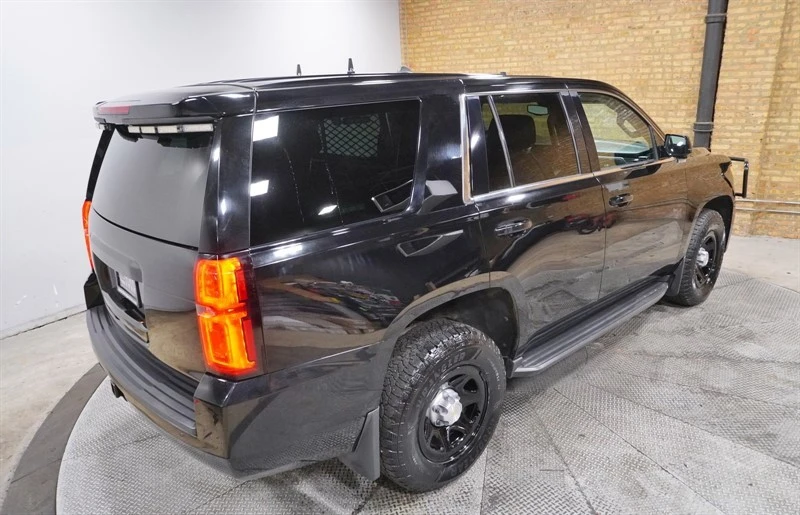 2018 Chevrolet Tahoe 5th Gen - Image 11 of 12
