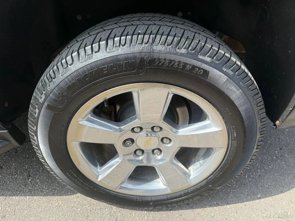 2018 Chevrolet Tahoe 4th Gen - Image 10 of 12