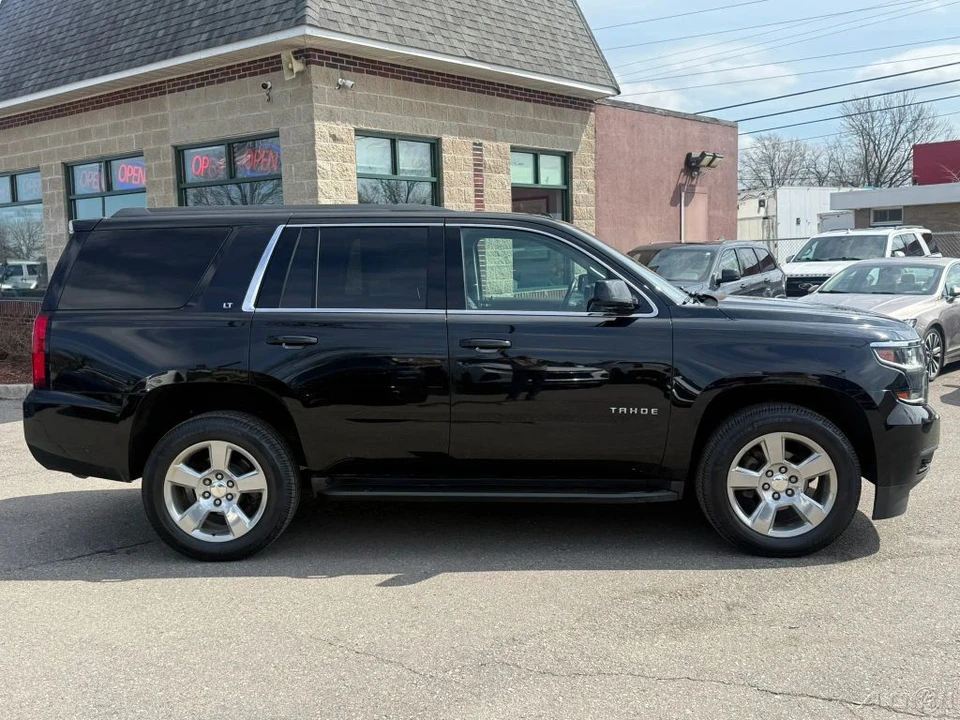 2018 Chevrolet Tahoe 4th Gen - Image 4 of 12