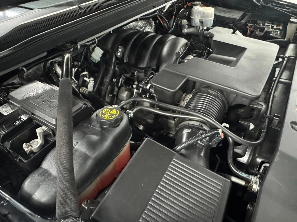2018 Chevrolet Tahoe 4th Gen - Image 11 of 28