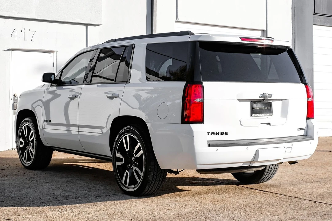 2018 Chevrolet Tahoe 4th Gen - Image 15 of 21