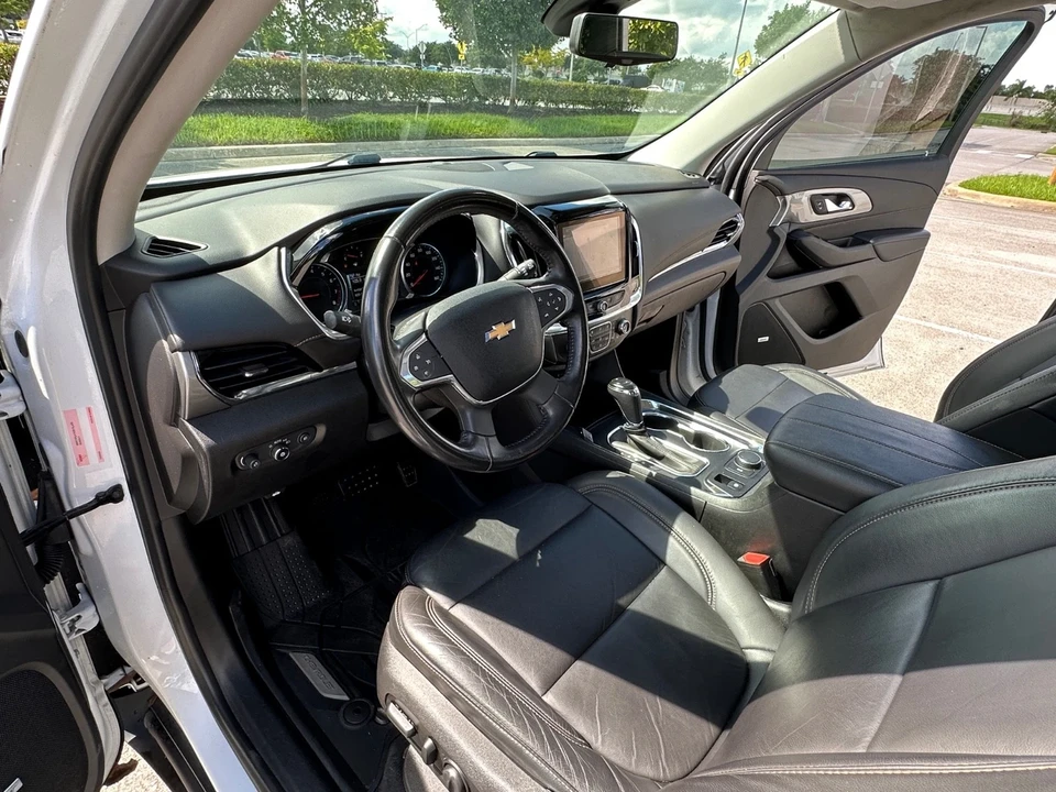2018 Chevrolet Traverse - Image 17 of 21