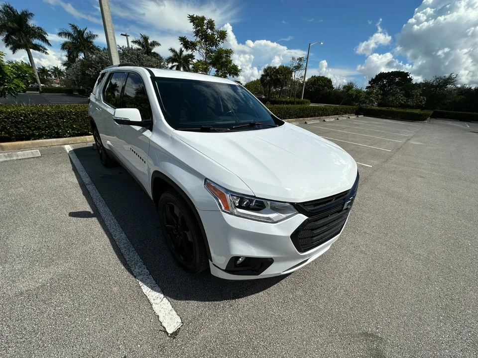 2018 Chevrolet Traverse - Image 2 of 21