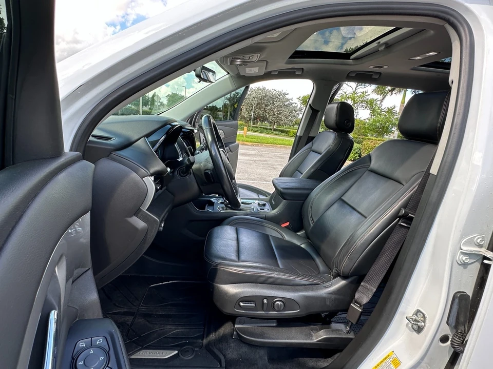 2018 Chevrolet Traverse - Image 18 of 21