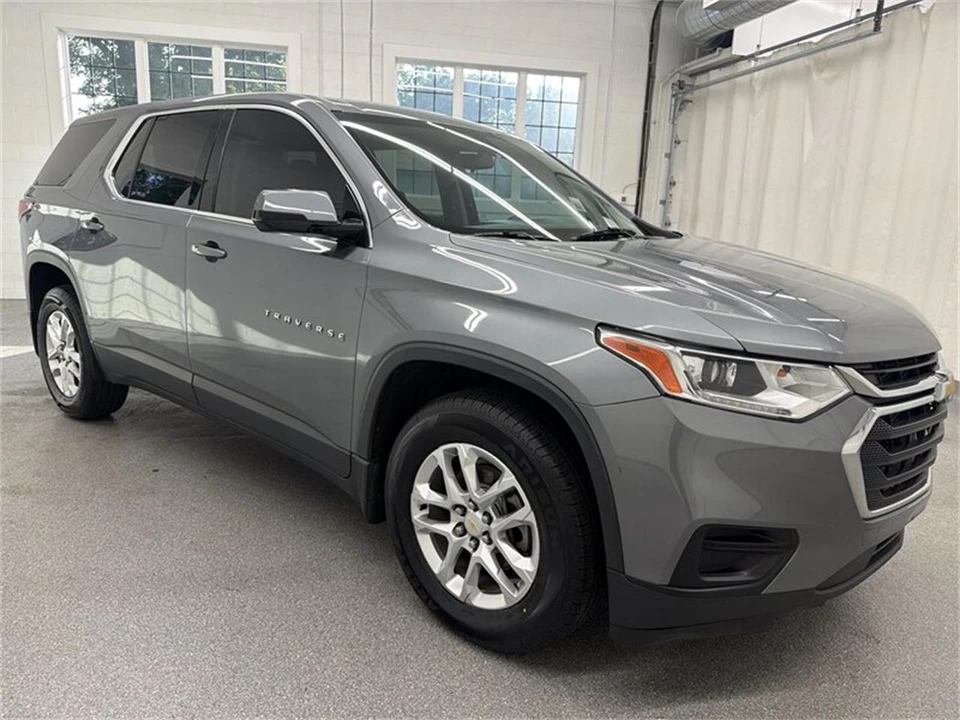 2018 Chevrolet Traverse - Image 3 of 17