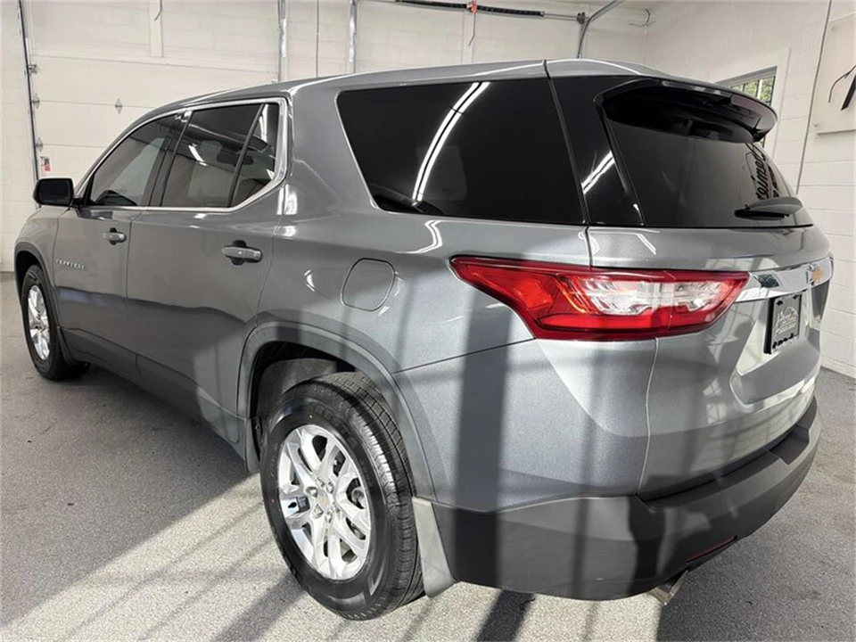 2018 Chevrolet Traverse - Image 7 of 17