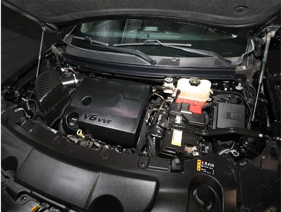 2018 Chevrolet Traverse - Image 2 of 31