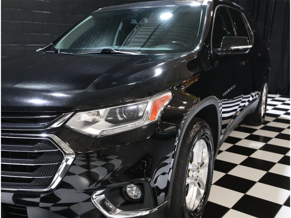 2018 Chevrolet Traverse - Image 9 of 31