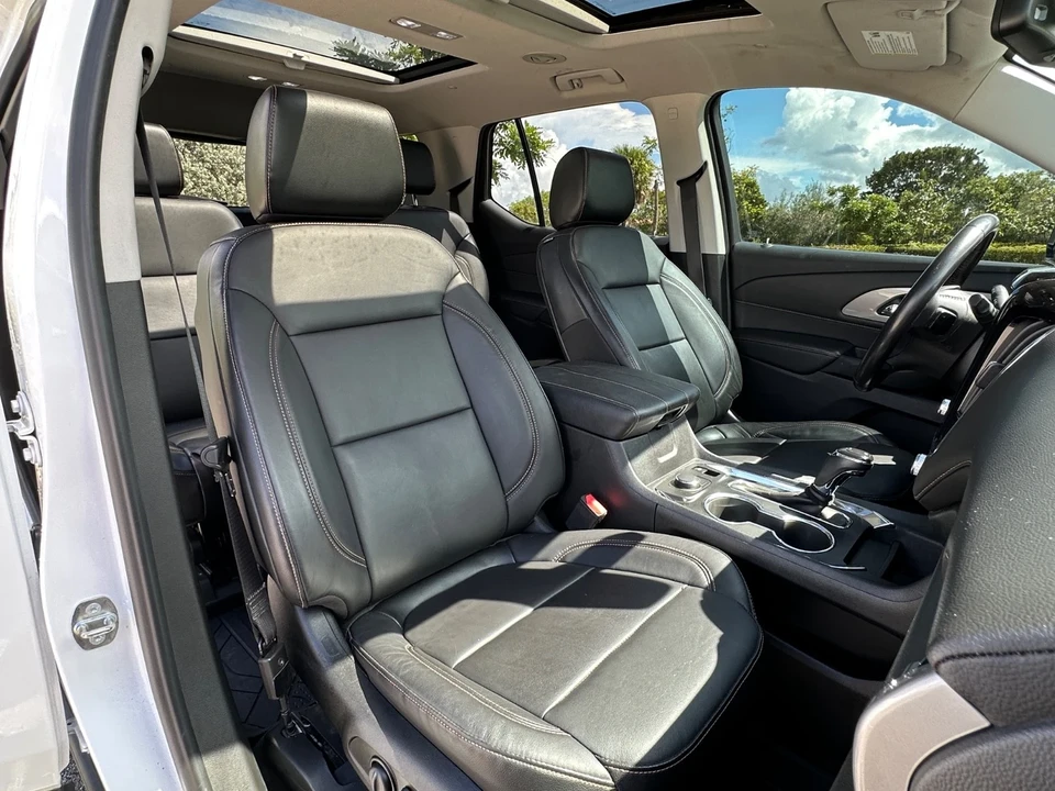 2018 Chevrolet Traverse - Image 15 of 21