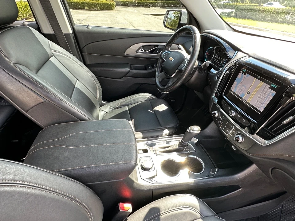 2018 Chevrolet Traverse - Image 17 of 21