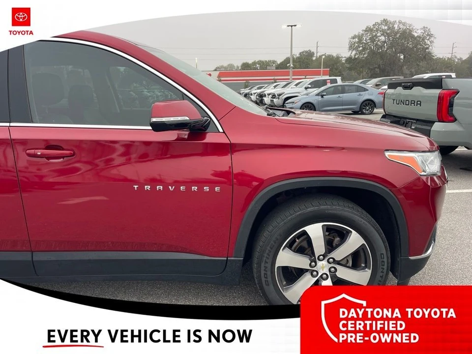 2018 Chevrolet Traverse - Image 4 of 10