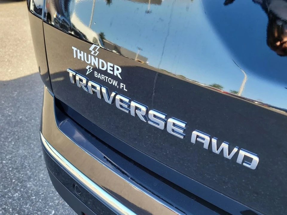 2018 Chevrolet Traverse - Image 6 of 12