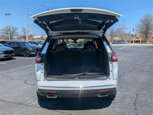 2018 Chevrolet Traverse - Image 7 of 12