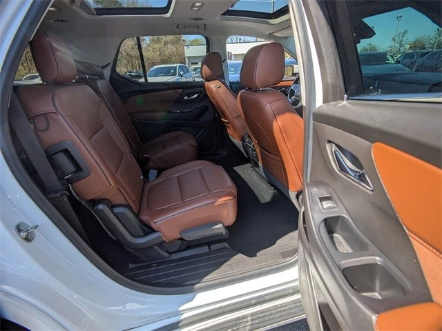 2018 Chevrolet Traverse - Image 13 of 21