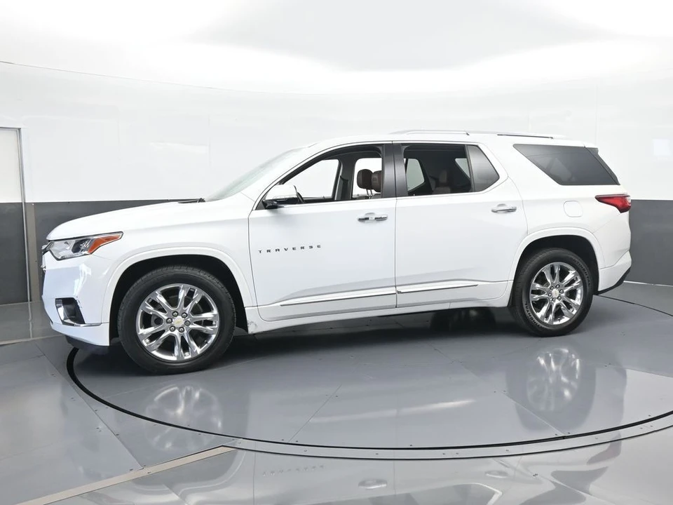 2018 Chevrolet Traverse - Image 2 of 12