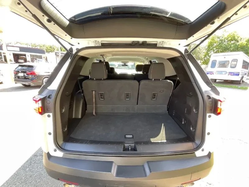 2018 Chevrolet Traverse - Image 10 of 12