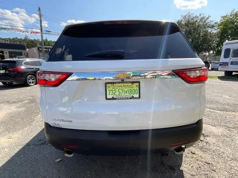 2018 Chevrolet Traverse - Image 6 of 12