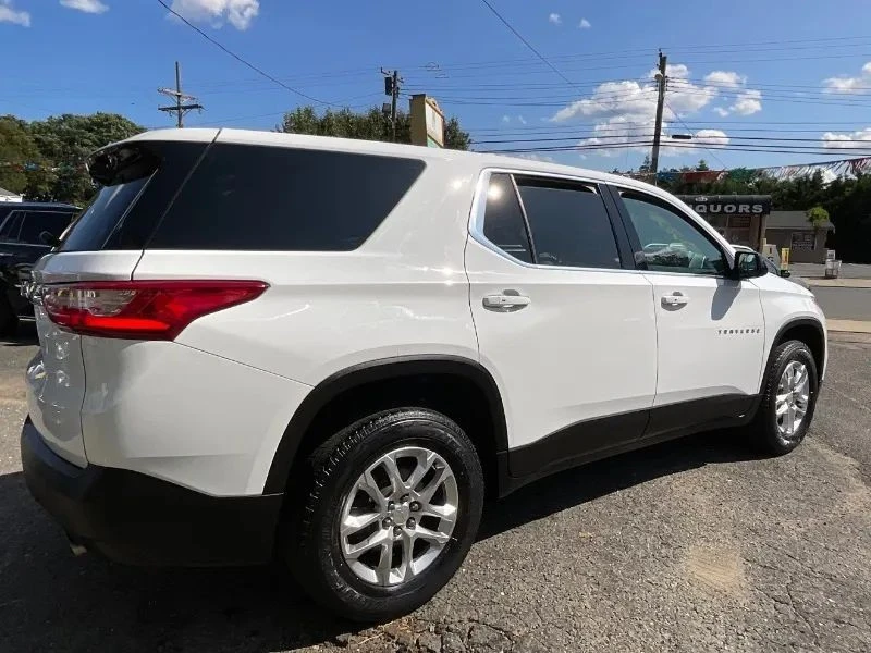 2018 Chevrolet Traverse - Image 5 of 12