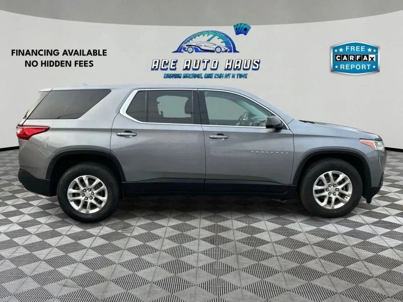 2018 Chevrolet Traverse - Image 8 of 12