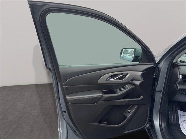 2018 Chevrolet Traverse - Image 11 of 21