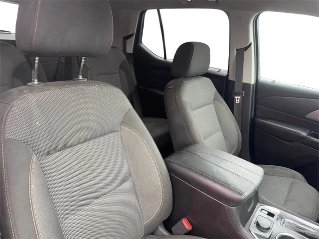 2018 Chevrolet Traverse - Image 17 of 21