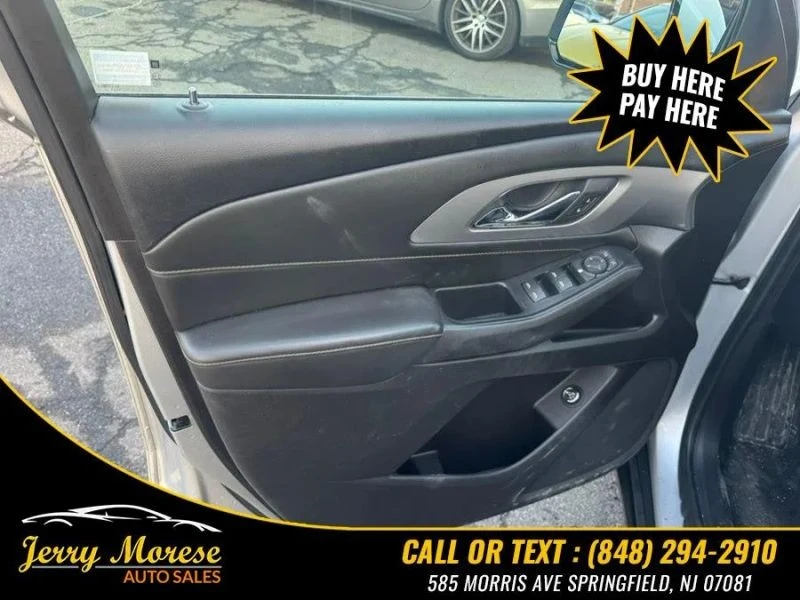 2018 Chevrolet Traverse - Image 8 of 12