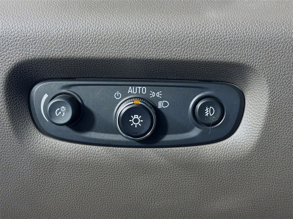 2018 Chevrolet Traverse - Image 12 of 12