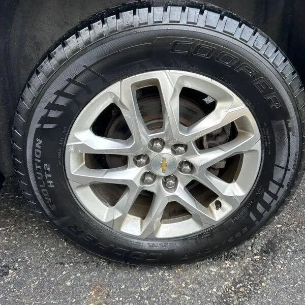 2018 Chevrolet Traverse - Image 9 of 12