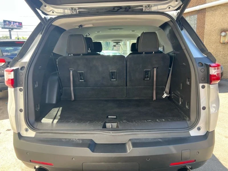 2018 Chevrolet Traverse - Image 9 of 12