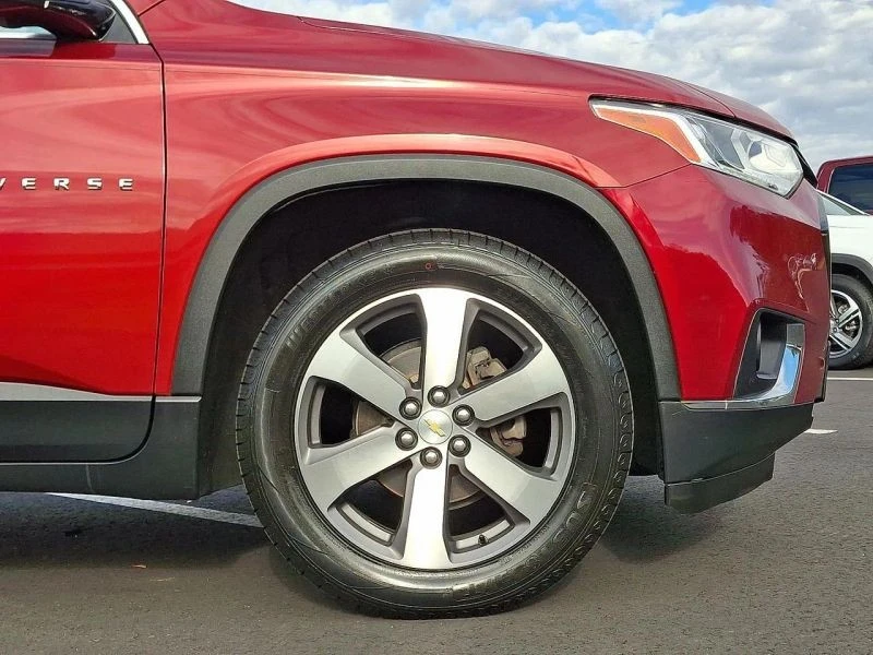 2018 Chevrolet Traverse - Image 8 of 12