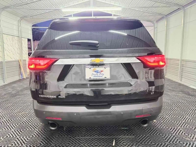 2018 Chevrolet Traverse - Image 6 of 12