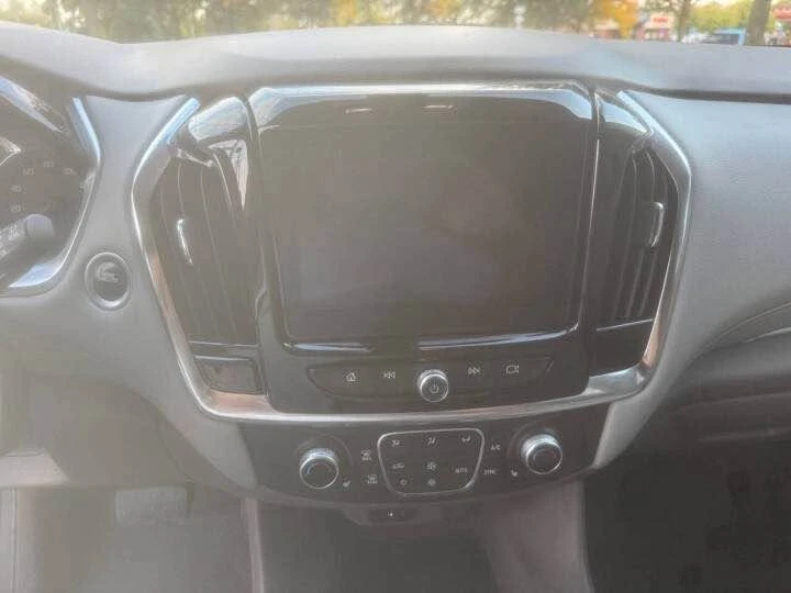2018 Chevrolet Traverse - Image 14 of 20