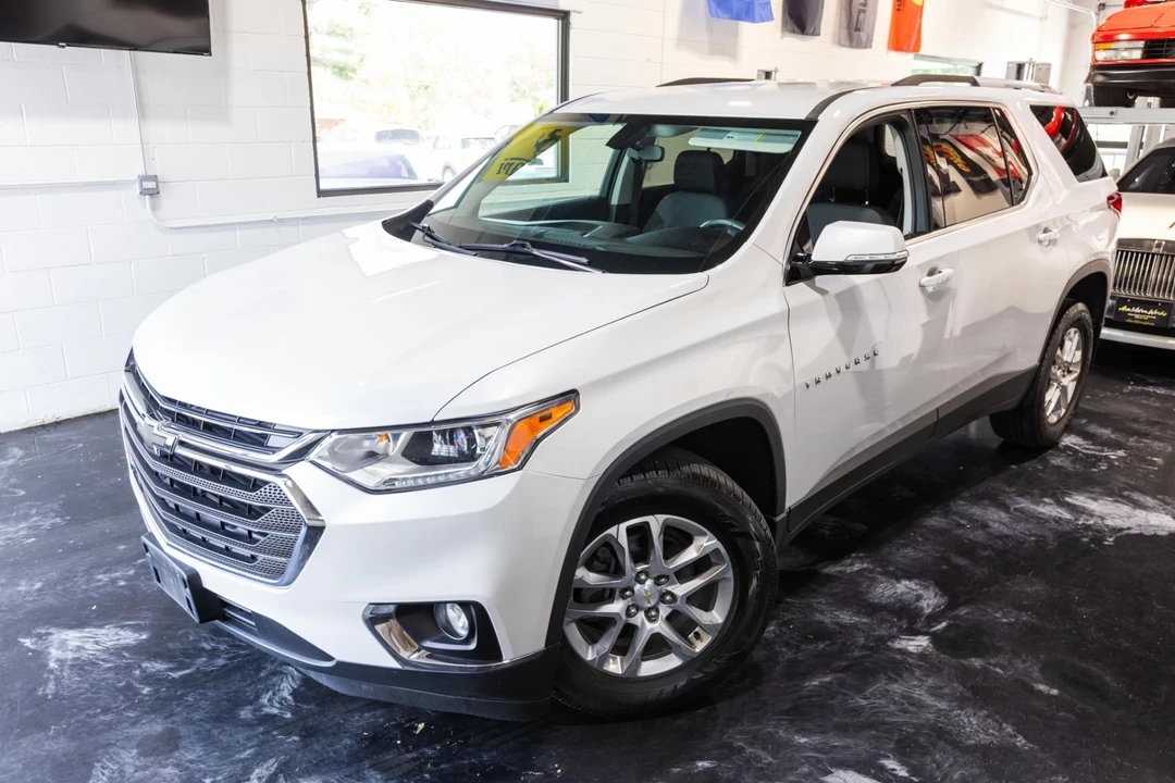 2018 Chevrolet Traverse - Image 2 of 21