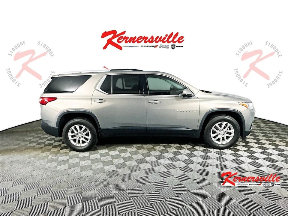 2018 Chevrolet Traverse - Image 8 of 21