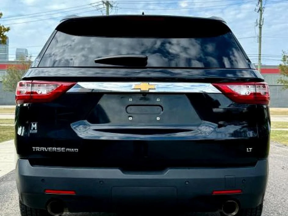 2018 Chevrolet Traverse - Image 8 of 21