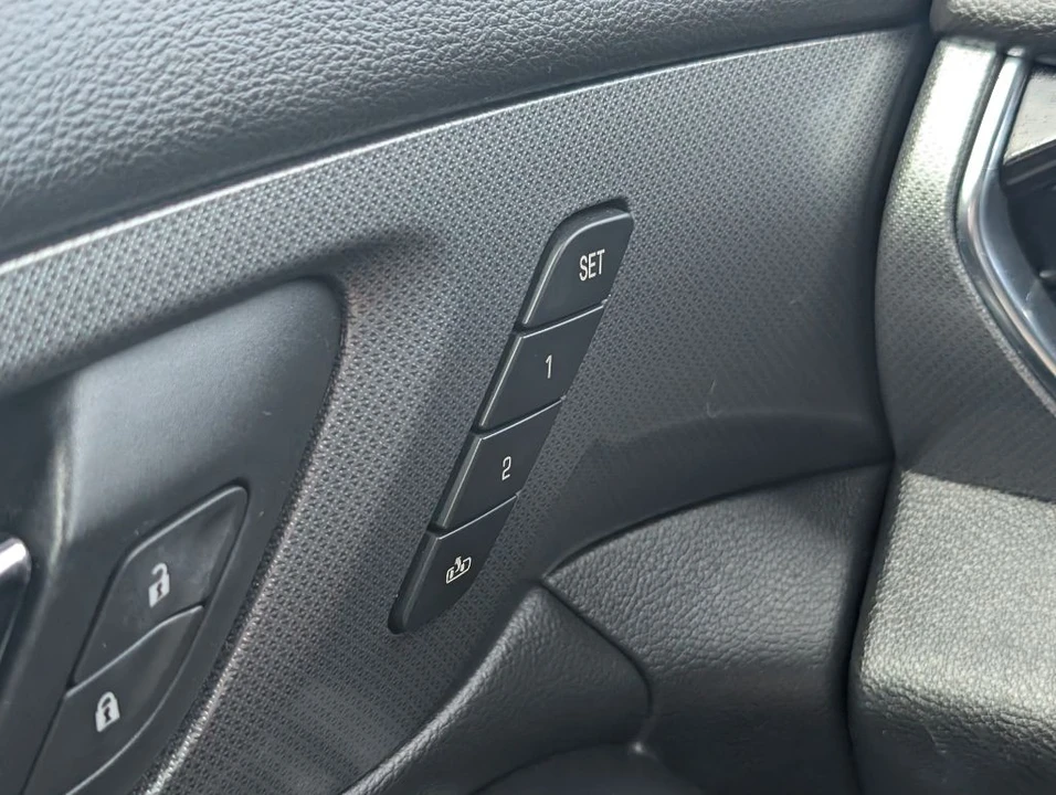 2018 Chevrolet Traverse - Image 13 of 21