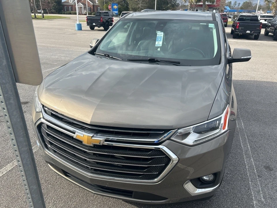 2018 Chevrolet Traverse - Image 2 of 10