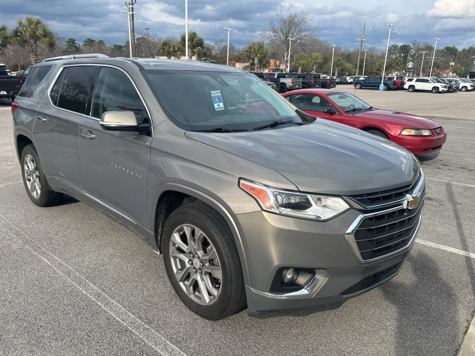 2018 Chevrolet Traverse - Image 3 of 10