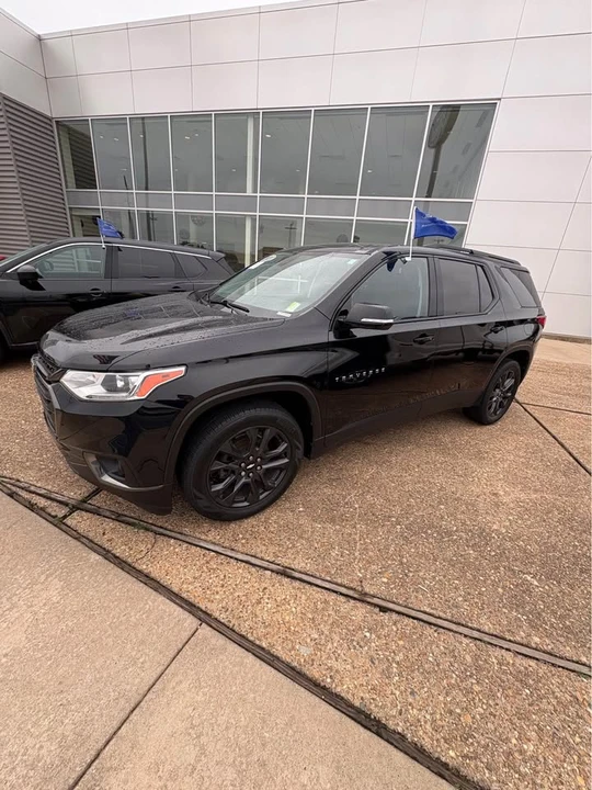 2018 Chevrolet Traverse - Image 2 of 6