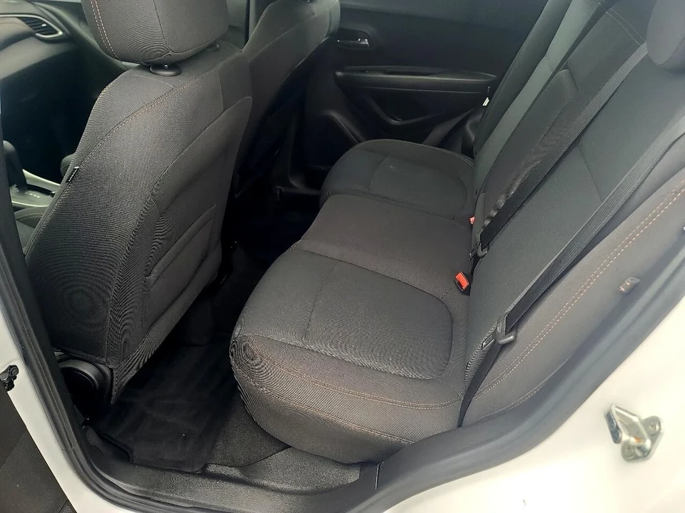 2018 Chevrolet Trax - Image 11 of 21